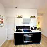 Deux Pieces En Plein Centre-ville De Apartmán